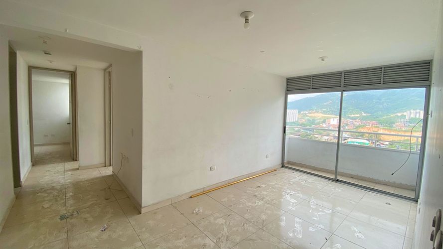 Apartamento de 3 alcobas en venta en Altos De Chanito, Girón, 61 m² · foto 12 de 16