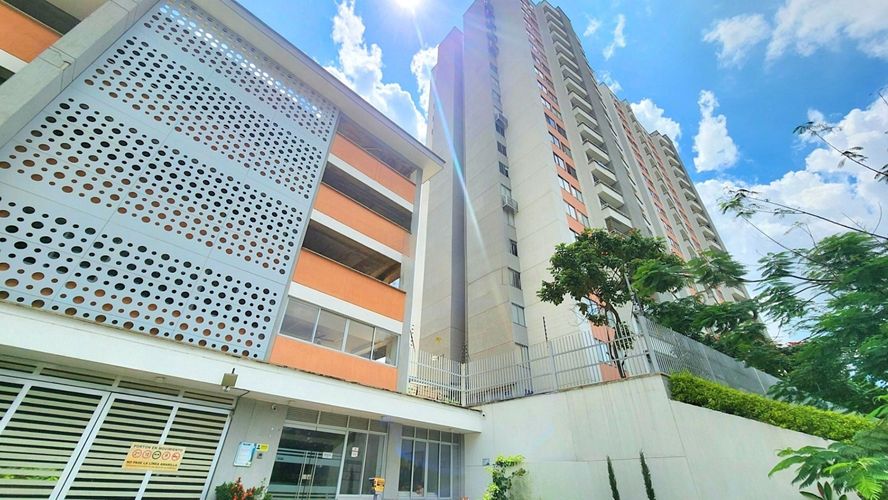 Apartamento de 3 alcobas en venta en Altos De Chanito, Girón, 61 m² · foto 16 de 16
