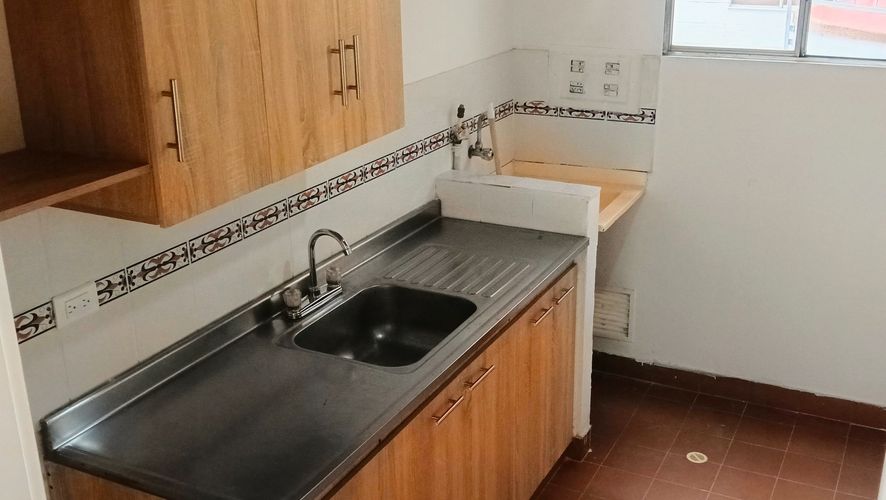 Apartamento de 2 alcobas en venta en Verbenal San Antonio, Bogotá, 54 m² · foto 5 de 18