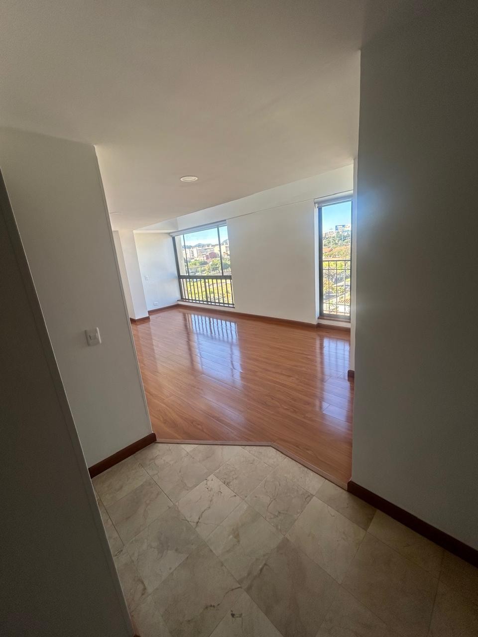 Apartamento en venta en Cedritos, Bogotá · foto 2 de 23