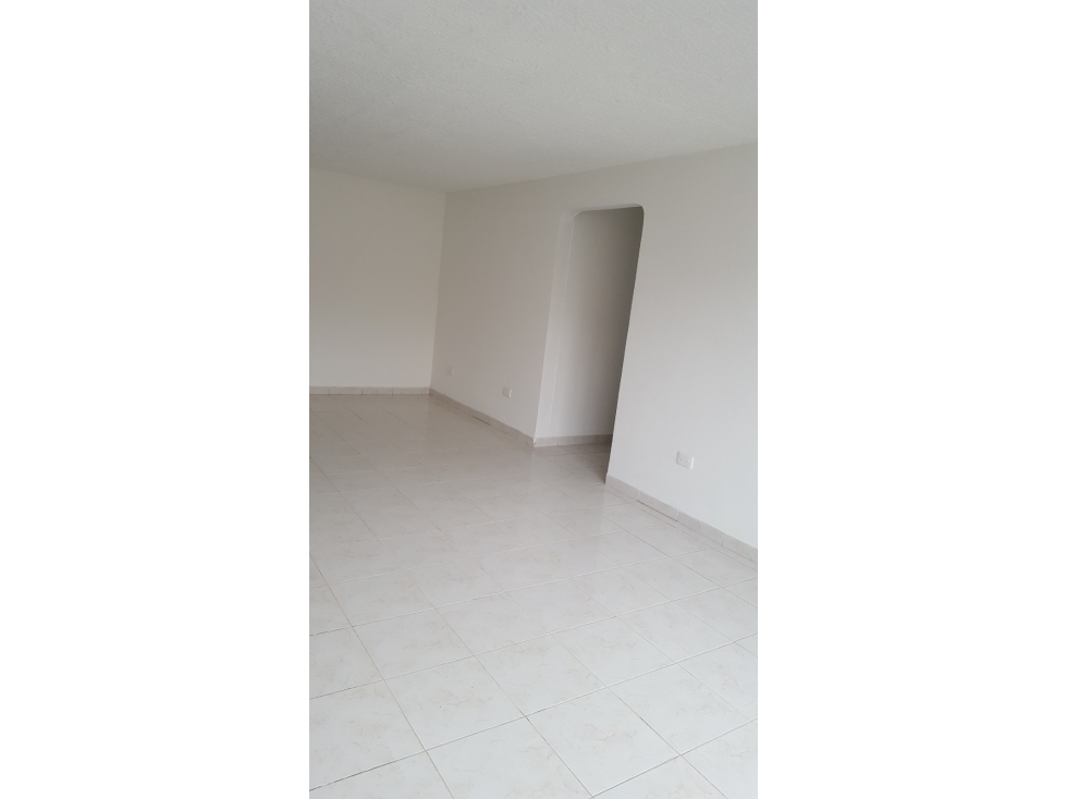 Apartamento en venta en Ciudad Los Alamos, Cali · foto 9 de 12