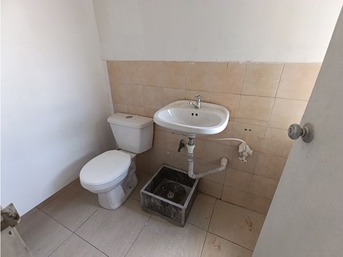 Bodega en arriendo en Cristo Rey, Medellín, 170 m² · foto 7 de 7