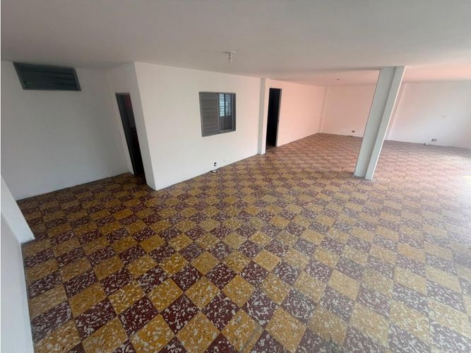 Bodega en arriendo en Vía Las Palmas, Medellín, 150 m² · foto 2 de 10