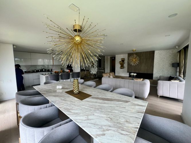 Apartamento de 4 alcobas en venta en Ciudad Salitre, Bogotá, 202 m² · foto 8 de 19