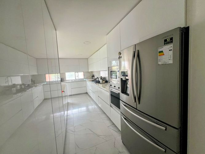Apartamento de 4 alcobas en venta en Ciudad Salitre, Bogotá, 202 m² · foto 10 de 19
