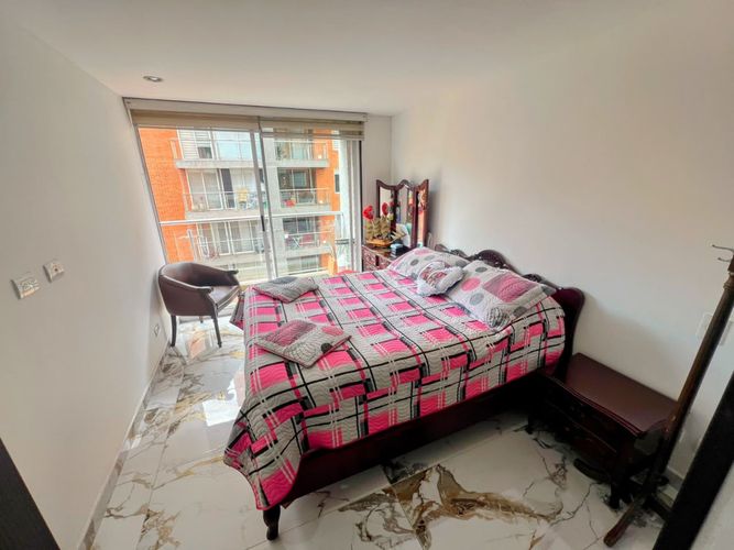 Apartamento de 3 alcobas en venta en La Felicidad, Bogotá, 94 m² · foto 8 de 24