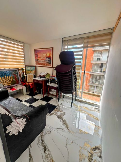 Apartamento de 3 alcobas en venta en La Felicidad, Bogotá, 94 m² · foto 12 de 24