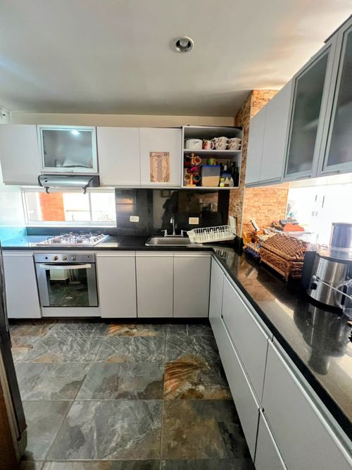 Apartamento de 3 alcobas en venta en La Felicidad, Bogotá, 94 m² · foto 15 de 24