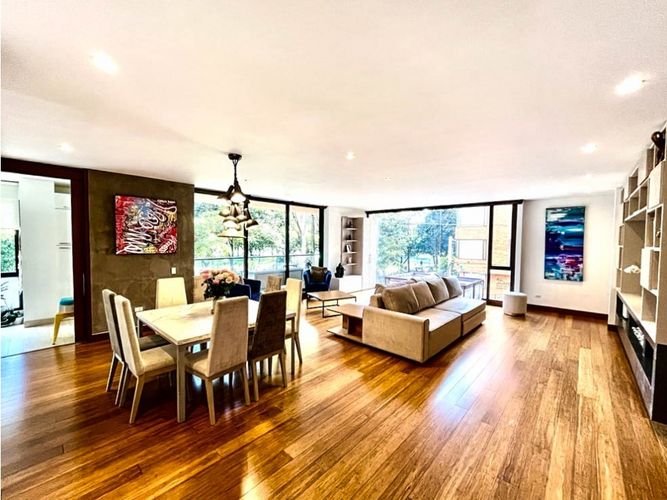 Apartamento de 3 alcobas en venta en El Virrey, Bogotá, 280 m² · foto 4 de 18