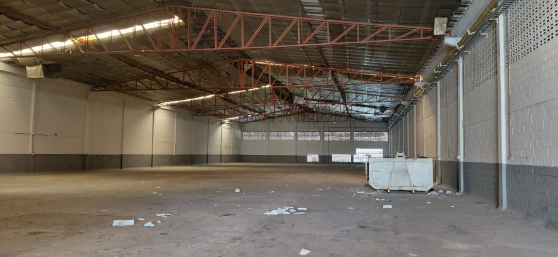 Bodega en arriendo en Villa Carolina, Barranquilla, 2259 m² · foto 5 de 14