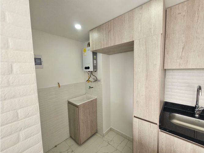 Apartamento de 2 alcobas en venta en Cuatro Esquinas, Rionegro, 51 m² · foto 3 de 24
