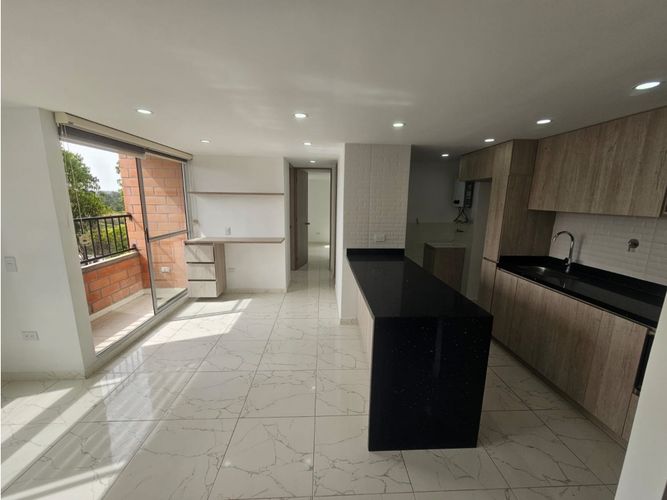 Apartamento de 2 alcobas en venta en Cuatro Esquinas, Rionegro, 51 m² · foto 5 de 24