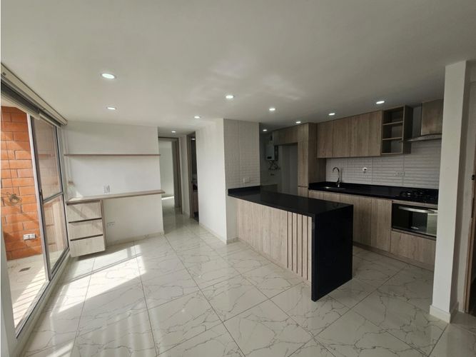 Apartamento de 2 alcobas en venta en Cuatro Esquinas, Rionegro, 51 m² · foto 8 de 24