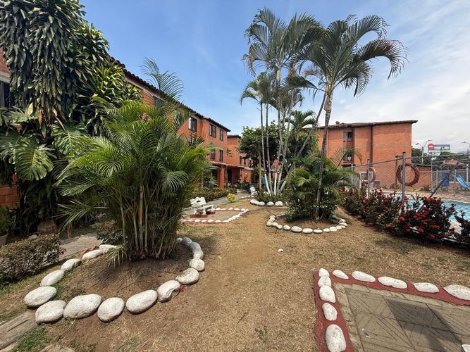 Casa de 3 alcobas en venta en Villa Del Sol, Cali, 80 m² · foto 13 de 15