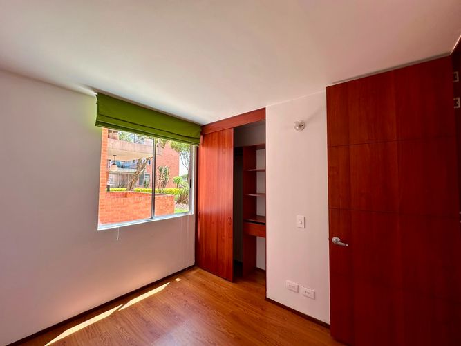 Apartamento de 3 alcobas en venta en San Nicolas, Madrid, 76 m² · foto 7 de 19