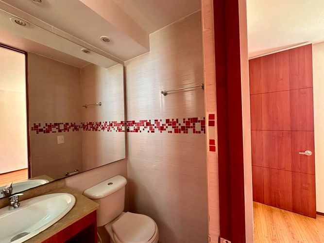 Apartamento de 3 alcobas en venta en San Nicolas, Madrid, 76 m² · foto 9 de 19