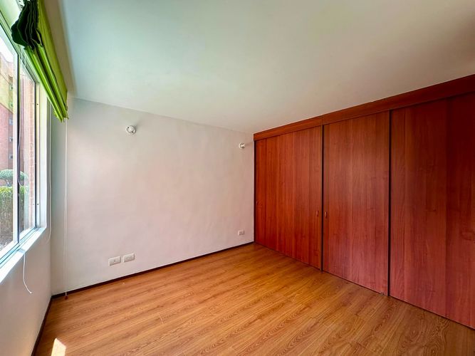 Apartamento de 3 alcobas en venta en San Nicolas, Madrid, 76 m² · foto 4 de 19
