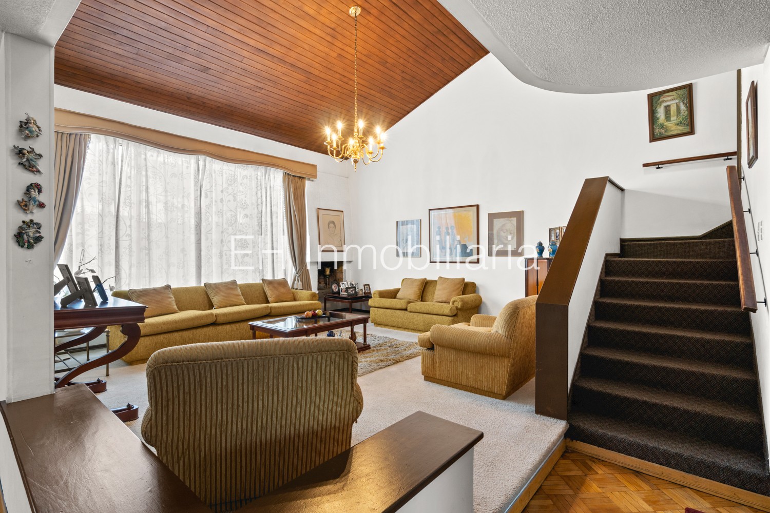 Casa en venta en Las Villas, Bogotá · foto 2 de 17