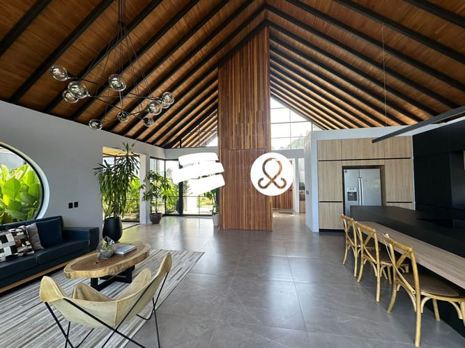 Casa de 3 alcobas en venta en Don Diego, El Retiro, 1750 m² · foto 3 de 10