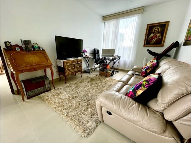 Casa de 4 alcobas en venta en El Caimo, Armenia, 232 m² · foto 15 de 24
