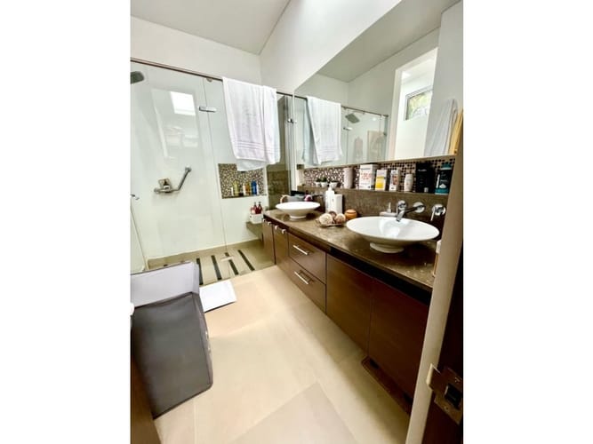 Casa de 4 alcobas en venta en El Caimo, Armenia, 232 m² · foto 18 de 24