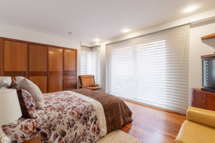 Apartamento de 3 alcobas en venta en Chicó Reservado, Bogotá, 184 m² · foto 4 de 23