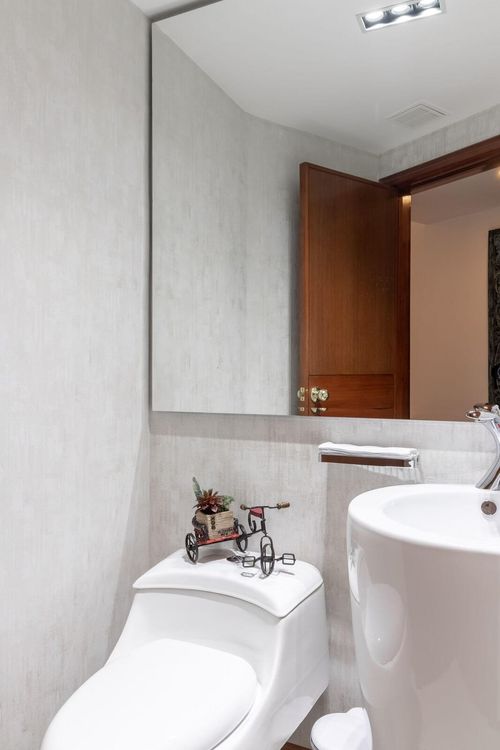 Apartamento de 3 alcobas en venta en Chicó Reservado, Bogotá, 184 m² · foto 12 de 23