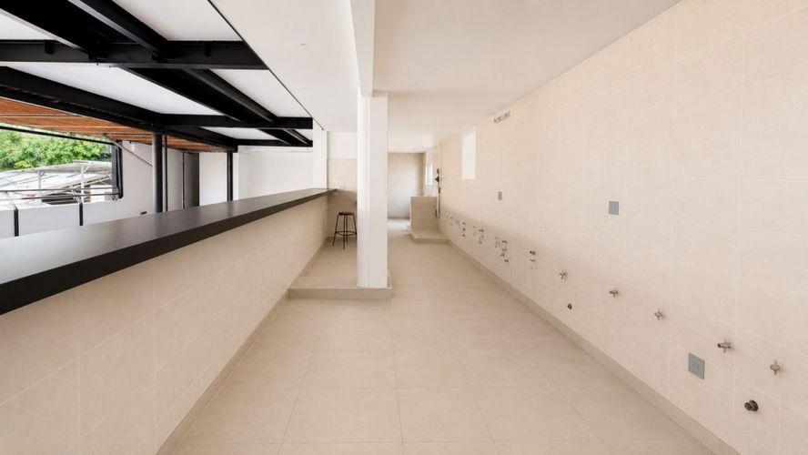 Local en arriendo en Granada, Cali, 240 m² · foto 3 de 8