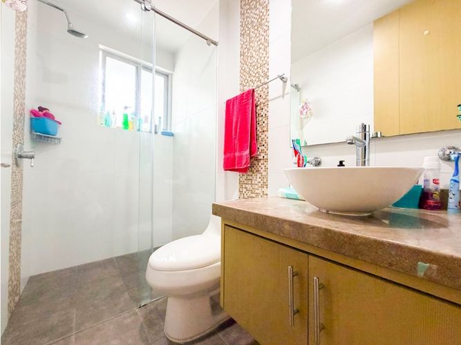 Apartamento en venta en Urbanizacion Club House I, Bucaramanga, 129 m² · foto 15 de 19