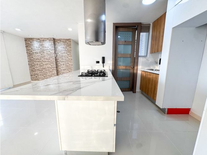 Apartamento de 3 alcobas en venta en La Aurora, Bucaramanga, 98 m² · foto 6 de 18