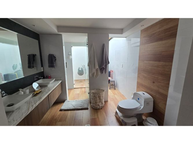 Casa de 5 alcobas en venta en Menzuly, Piedecuesta, 1026 m² · foto 17 de 23