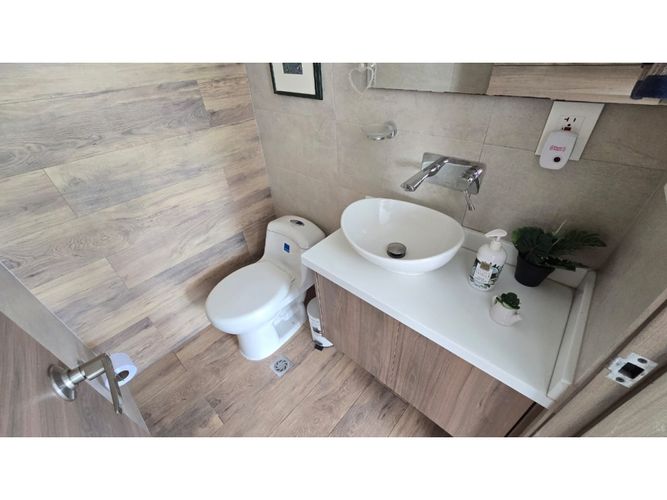 Casa de 5 alcobas en venta en Menzuly, Piedecuesta, 1026 m² · foto 19 de 23
