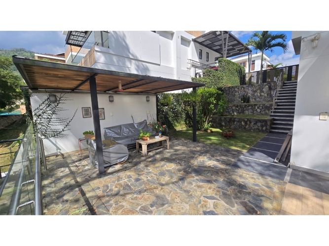 Casa de 5 alcobas en venta en Menzuly, Piedecuesta, 1026 m² · foto 23 de 23