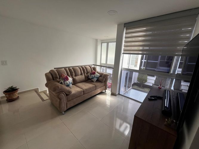 Casa de 3 alcobas en venta en Lagos Del Cacique, Bucaramanga, 214 m² · foto 19 de 24