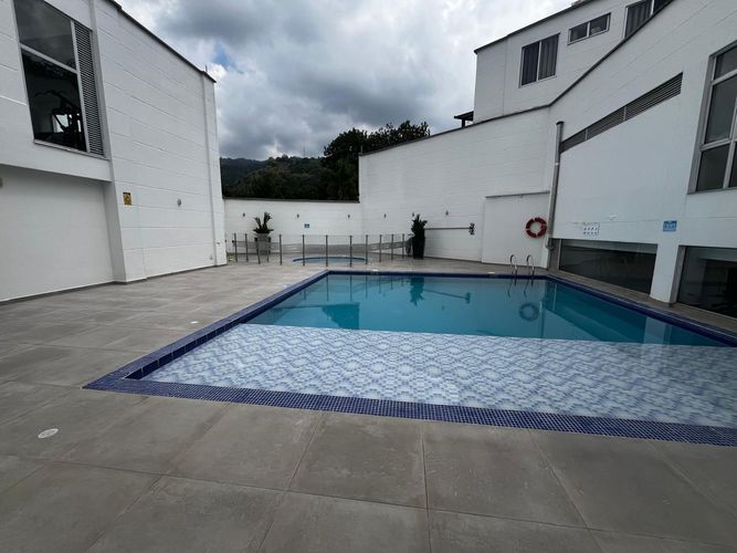 Casa de 3 alcobas en venta en Lagos Del Cacique, Bucaramanga, 214 m² · foto 24 de 24