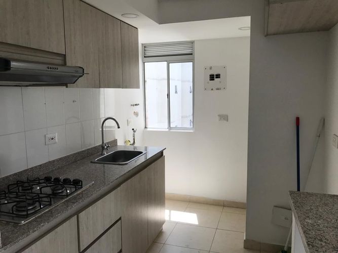 Apartamento de 2 alcobas en venta en Cr. Los Naranjos, Jamundí, 62 m² · foto 22 de 24