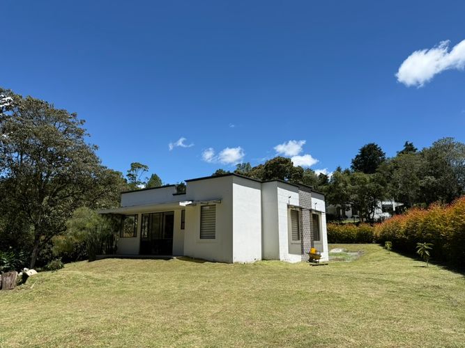 Casa de 3 alcobas en venta en Santa Elena, Medellín, 110 m² · foto 3 de 20