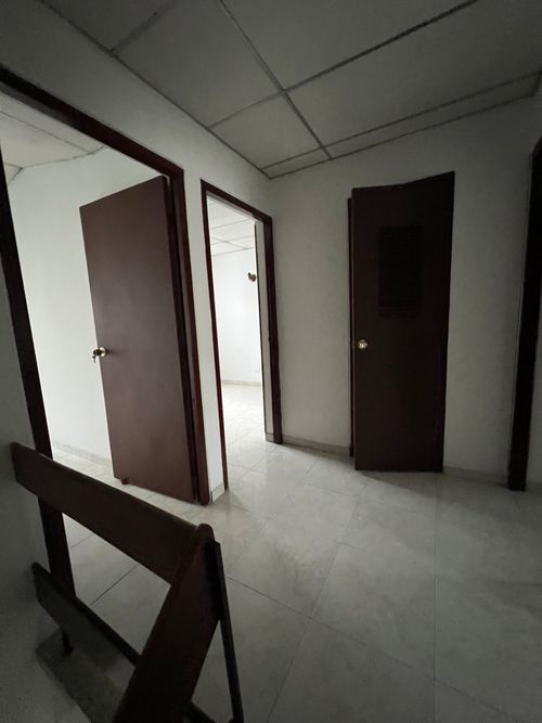Casa de 5 alcobas en venta en Alamos, Cali, 125 m² · foto 5 de 24