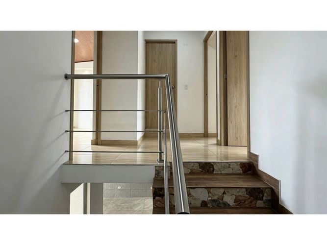 Casa de 3 alcobas en venta en Cr Las Flores Del Campestre I, Palmira, 95 m² · foto 8 de 18