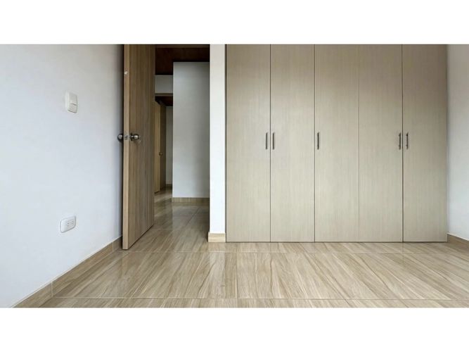 Casa de 3 alcobas en venta en Cr Las Flores Del Campestre I, Palmira, 95 m² · foto 14 de 18