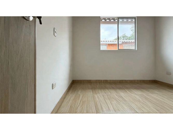 Casa de 3 alcobas en venta en Cr Las Flores Del Campestre I, Palmira, 95 m² · foto 15 de 18