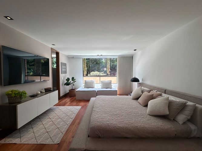 Apartamento de 3 alcobas en venta en El Poblado, Medellín, 232 m² · foto 14 de 20