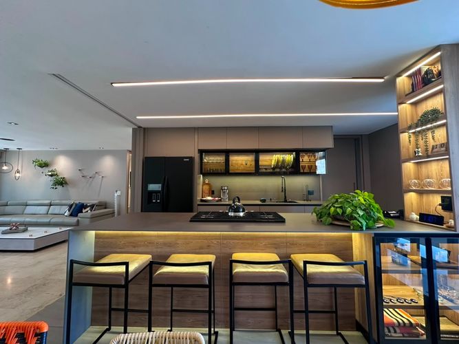 Apartamento de 3 alcobas en venta en El Poblado, Medellín, 232 m² · foto 5 de 20