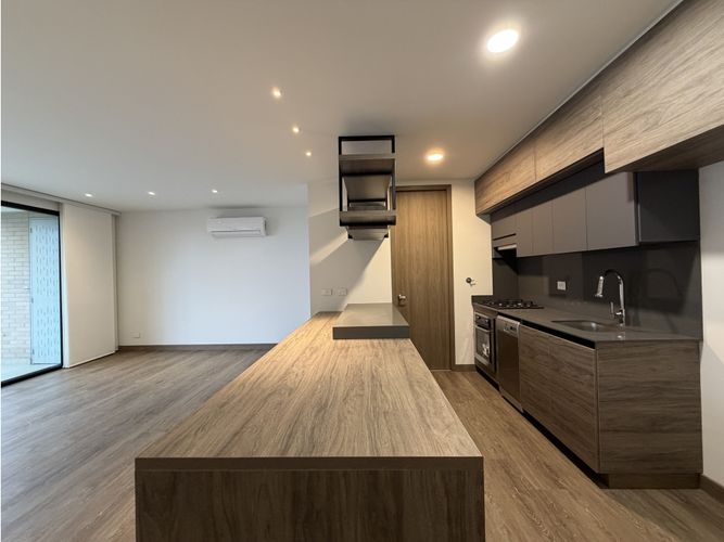 Apartamento de 2 alcobas en arriendo en Los Balsos, Medellín, 105 m² · foto 16 de 16