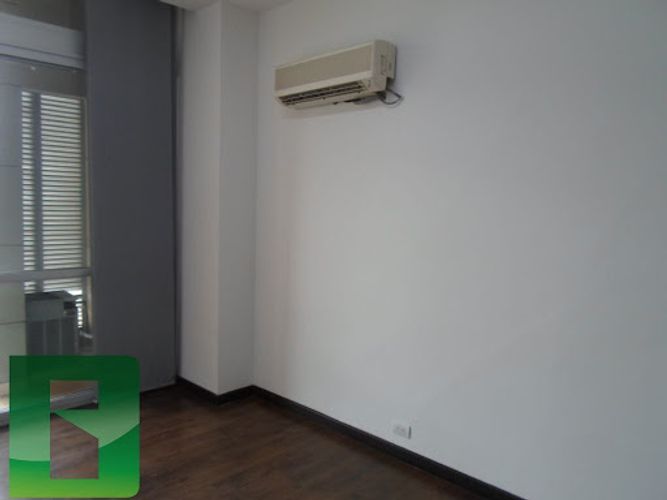 Oficina en arriendo en Las Lomas No.1, Medellín, 35 m² · foto 5 de 18