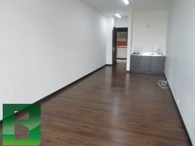 Oficina en arriendo en Las Lomas No.1, Medellín, 35 m² · foto 7 de 18