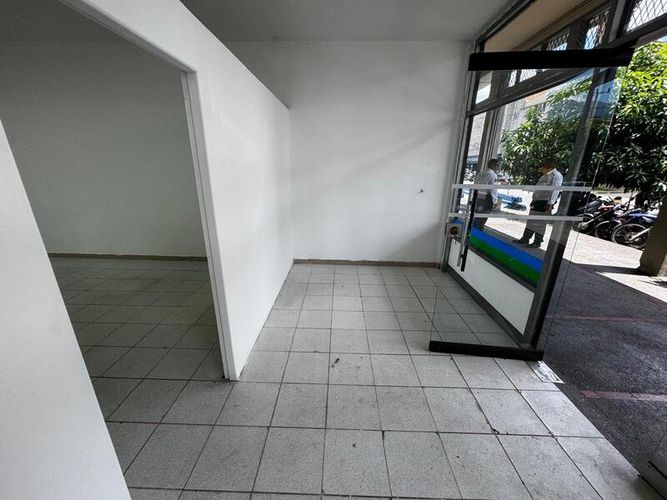 Local en arriendo en La Esmeralda, Itagüí, 100 m² · foto 11 de 13