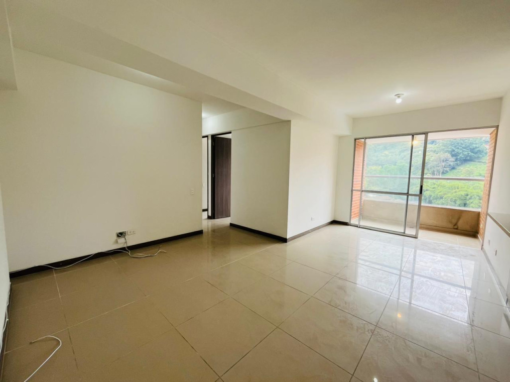 3BR Apartment in La florida (72 m²) for Sale - 4