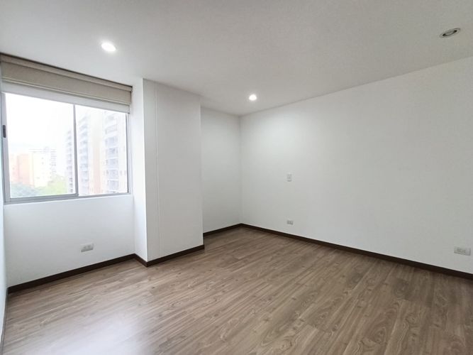 Apartamento de 2 alcobas en arriendo en El Diamante No. 2, Medellín, 119 m² · foto 12 de 20