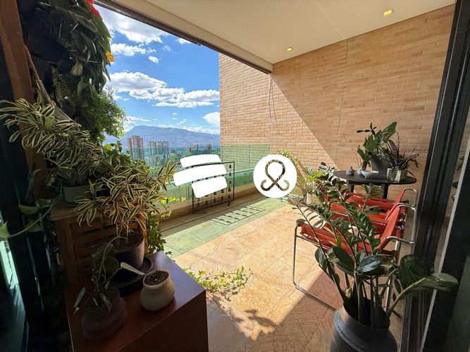 Apartamento de 3 alcobas en venta en Los Balsos, Medellín, 293 m² · foto 4 de 22